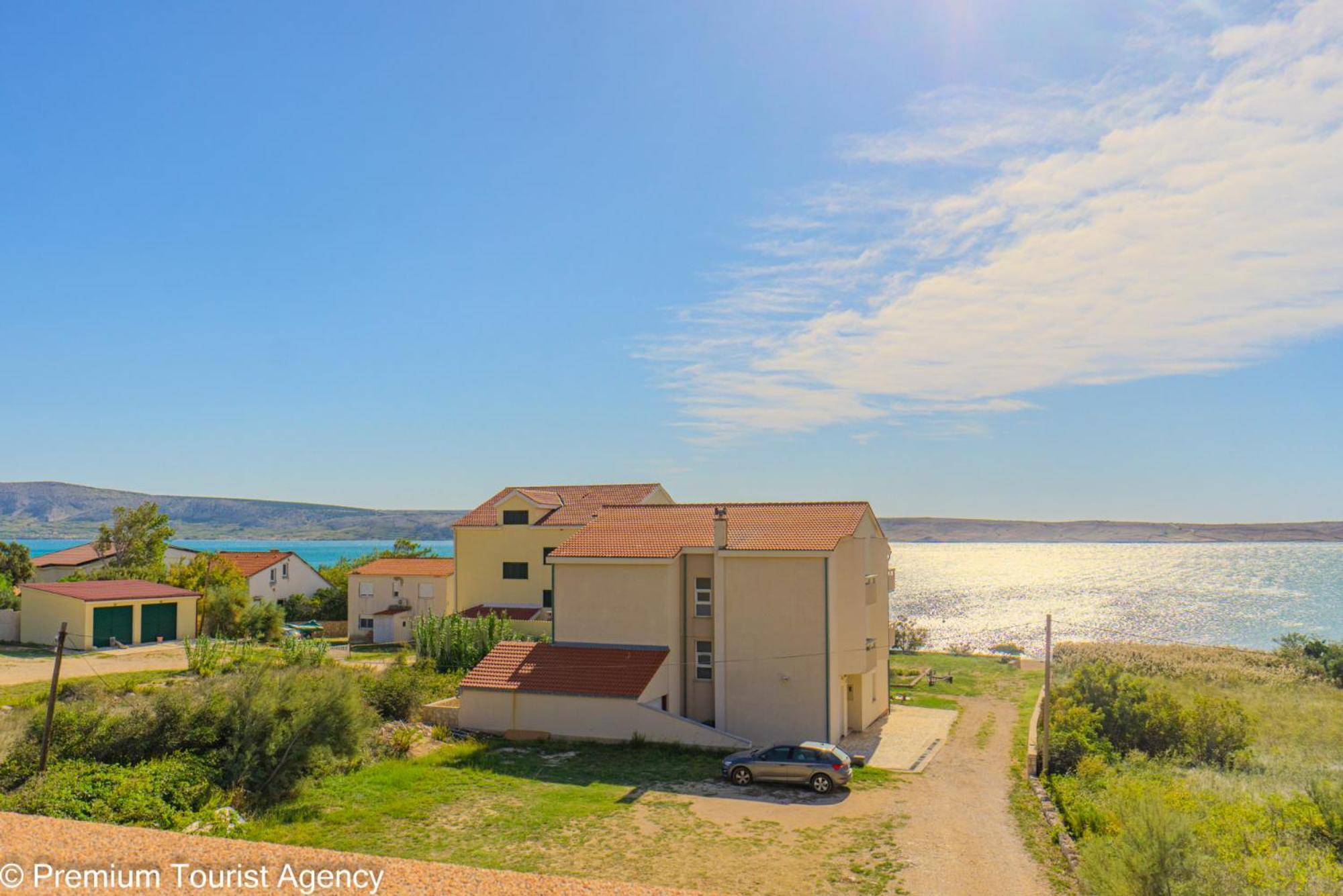 Lucijana Apartman Kustici